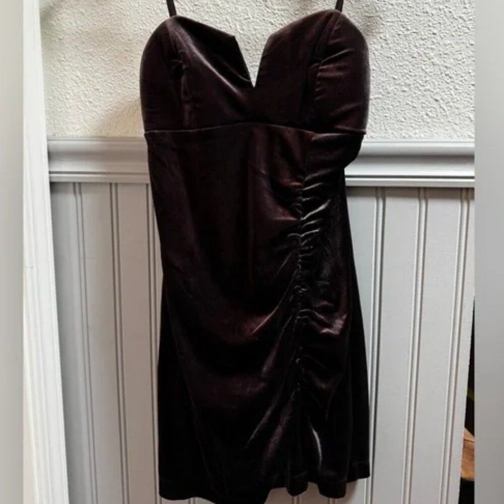 New Chocolate brown velvet dress notched sweetheart mini front ruching MED NWT!